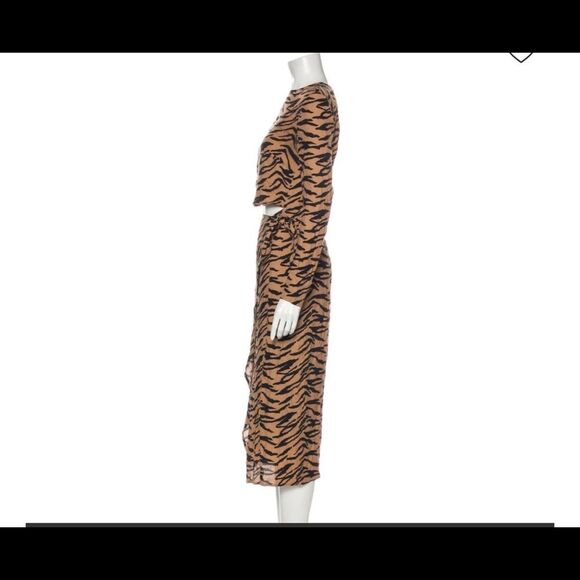 Reformation Marita Midi animal print dress - Picture 6 of 16